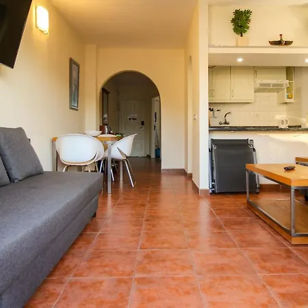 On Floor With Heated Pool In Golf Del Sur San Miguel de Abona