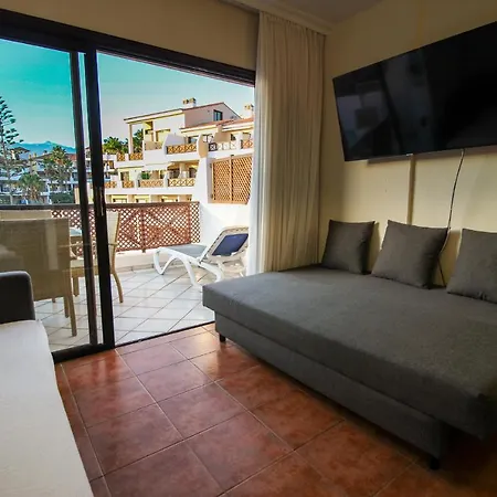 On Floor With Heated Pool In Golf Del Sur Appartement *