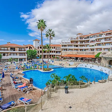 On Floor With Heated Pool In Golf Del Sur